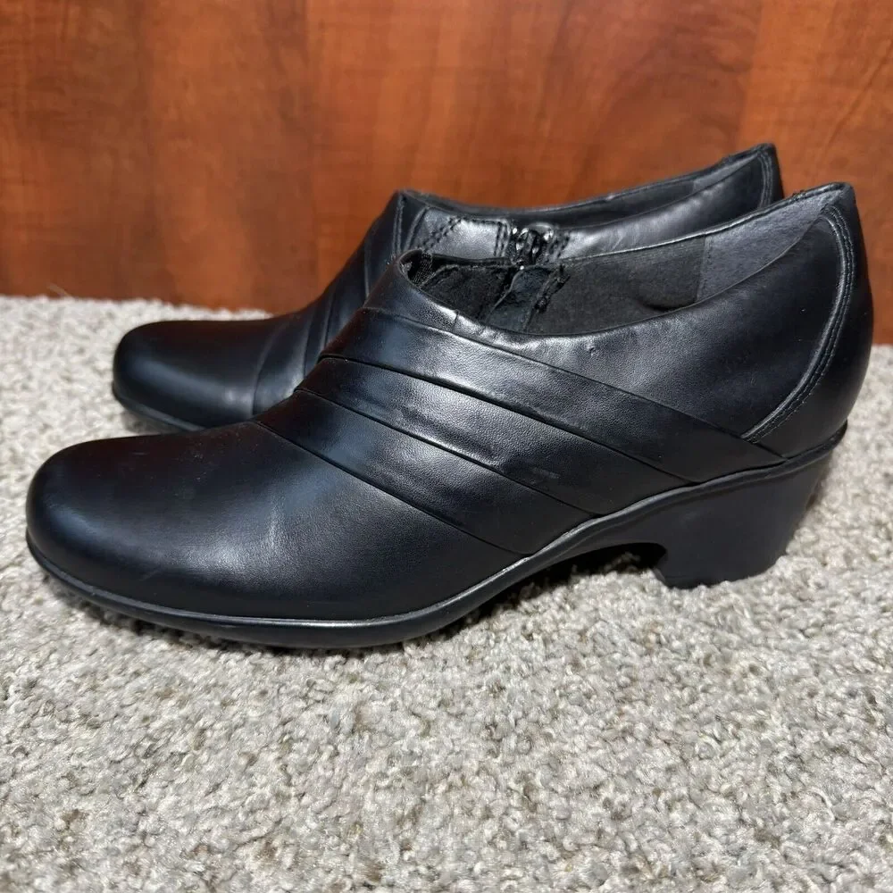 Clarks Genette Port Womens Black Leather Pumps Size 7M - Picture 3 of 9